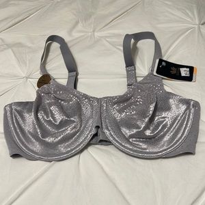 Warner’s back smoothing underwire bra- lilac color